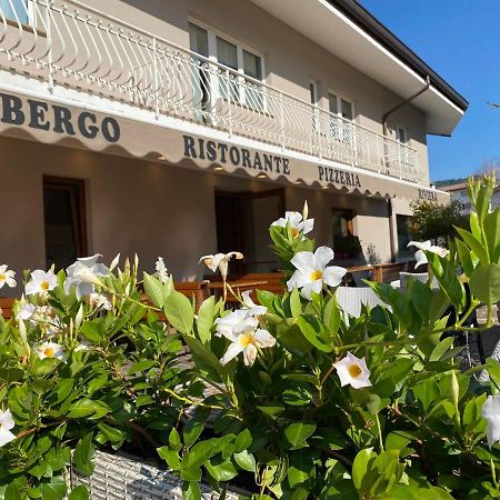 Hotel Riviera Magnano in Riviera ภายนอก รูปภาพ
