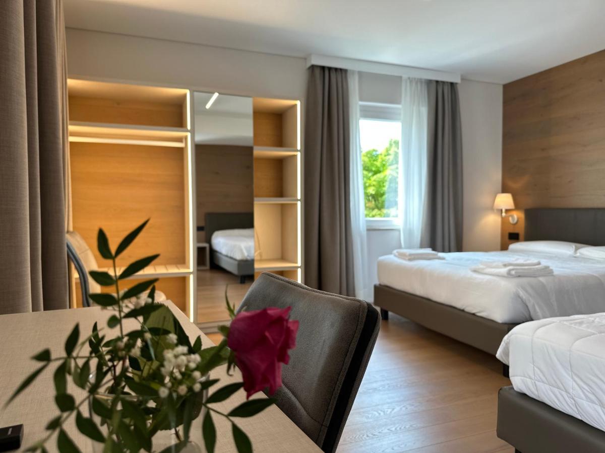 Hotel Riviera Magnano in Riviera ภายนอก รูปภาพ